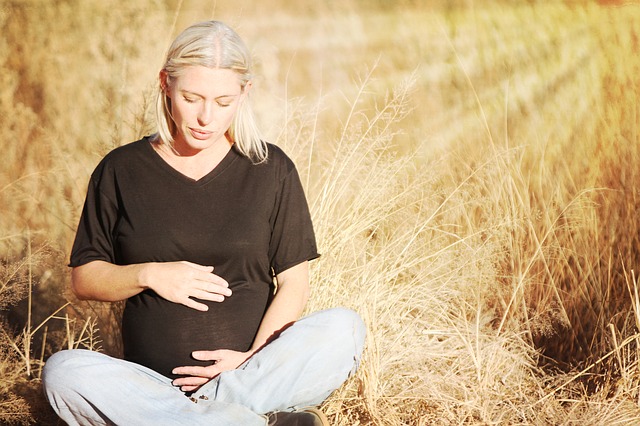 Jak przetrwać upał w ciąży?